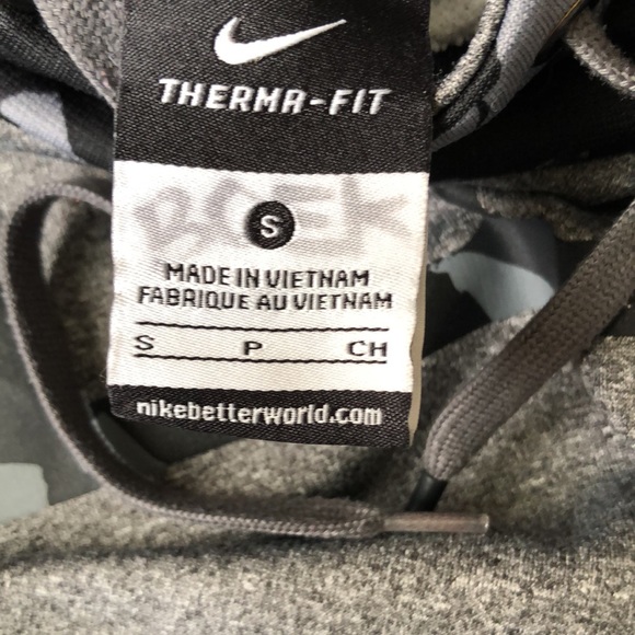 Lettered SWOOSH logo pullover hoodie - Picture 6 of 6